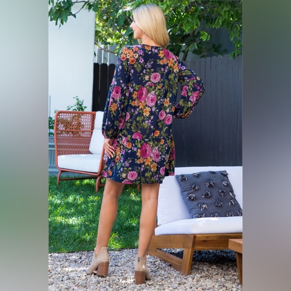 LARGE NAVY BLUE FLORAL LONG SLEEVE DRESS - Picture 3 of 5